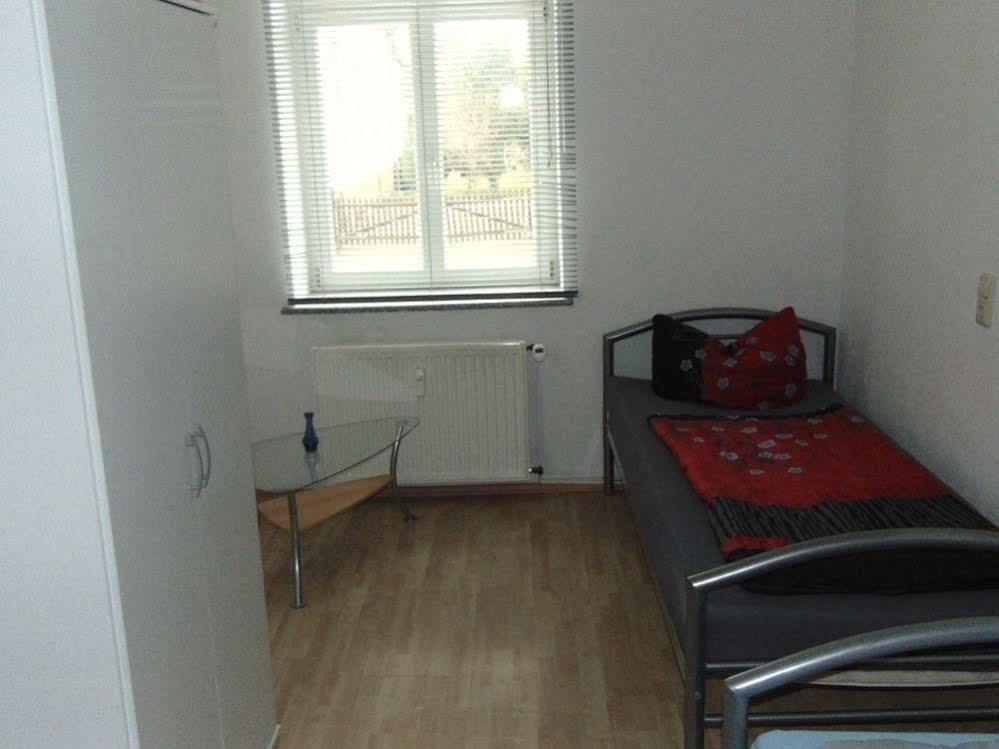 Hostel Ballenstedt Exterior photo
